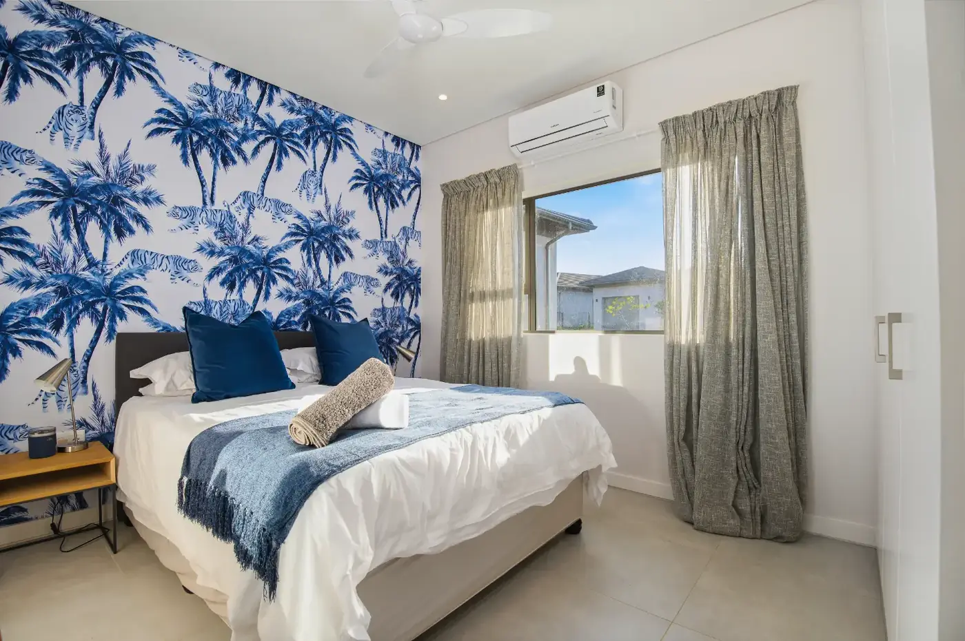 4 bedroom single-level home layout